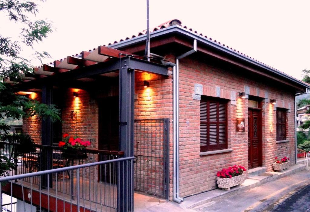 Gasthaus Archontiko I Misirlou Kalopanagiotis Exterior foto