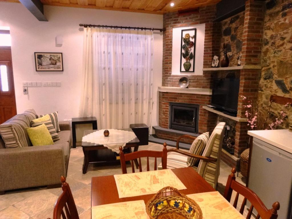 Gasthaus Archontiko I Misirlou Kalopanagiotis Zimmer foto